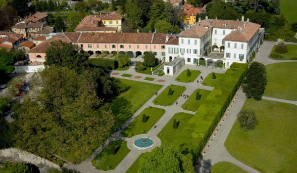 villa-e-collezione-panza_46564-scaled